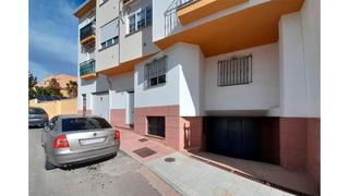 Parking voiture à Andalucia 30. Deja de perder tiempo buscando dónde aparcar tu vehículo y ven a