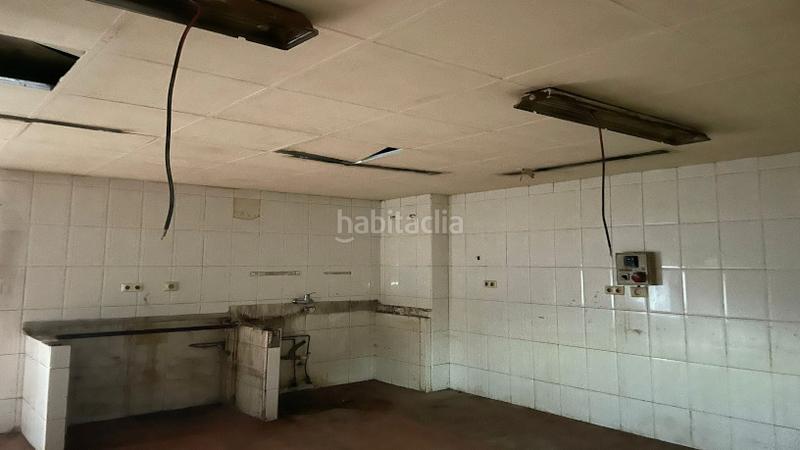 Foto 79db89c8-e3c7-48cd-a8a6-bfeb1ead3b45. Local comercial a de sama nº 3 y 5 3 a Requejo - Rozaes - Oñón Mieres