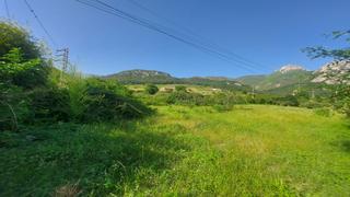 Wohngrundstück in Eria de las borianas, la cortina. Suelo en venta en cabrales asturias. parcela de suelo urbano sin