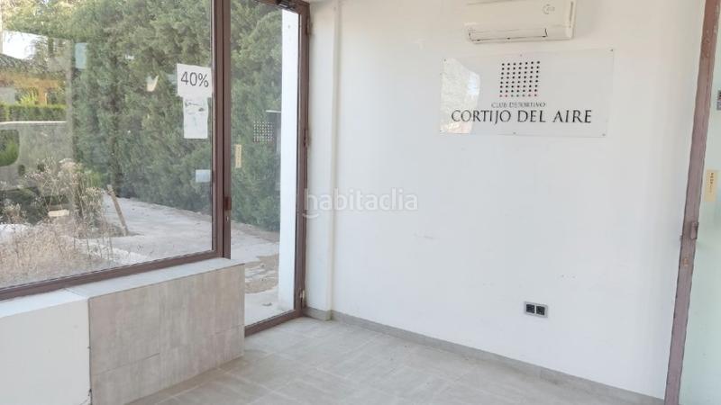 Foto 1c7c122b-6657-45a6-90a7-1d207eb05dd4. Edificio en eolo 19 club social en venta en la urbanización chaparral de cartuja en el aire, una localidad y pedanía perteneciente al municipio de alb en Albolote