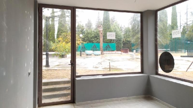 Foto ff49772e-f2f7-43f4-89df-5d13cfb8c197. Edificio en eolo 19 club social en venta en la urbanización chaparral de cartuja en el aire, una localidad y pedanía perteneciente al municipio de alb en Albolote