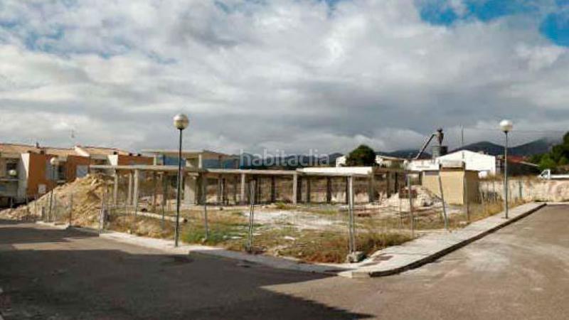 Foto 4048cecd-15c5-4f66-883f-4e1e69c2aef3. Terrain résidentiel dans de la constitucion 31 dans Olleria (l´)