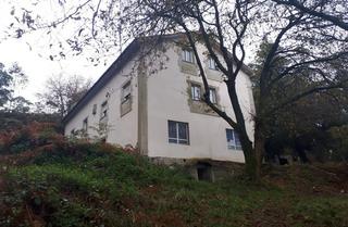 Haus en Monte da ibia s/n. Finca rstica con edificacin en venta en arteijo la corua 6 ha