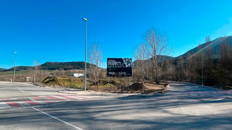 Foto b117782e-cb4c-4c5c-9012-2ef2f6cf2ebc. Terreny residencial a pg industrial cl d a Luesia