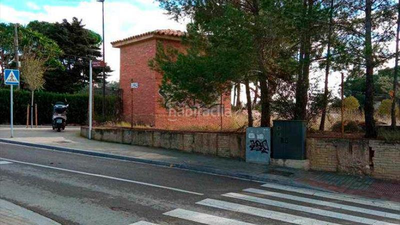 Foto a51912f4-8343-440e-94f6-6344d0d1383d. Terreny residencial a gironès 6 a Mestral Reus