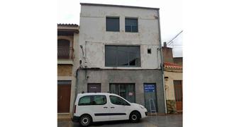 Geschäftsraum in Mayor 18. Local comercial en venta en un edificio de forma poligonal y tre