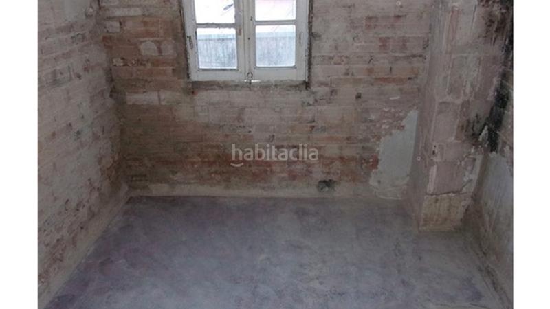 Foto 007cbd80-3314-488d-8fb6-f47d7766f587. Piso en bonhome 23 vivienda a la venta a un escaso kilómetro del centro histórico . inmueble en bruto para terminar de rehabilitar y darle en Ourense