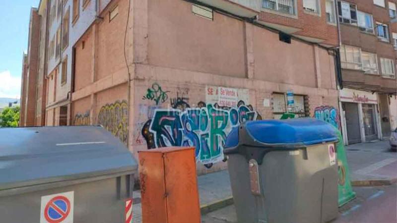 Foto 9f9b3b5a-a7bf-4228-bd9c-c975e66fd6bd. Local comercial a valle del silencio 2 a Zona Alta Ponferrada