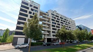 Local commercial à Avenida reina sofia 10. Local comercial en venta al mejor precio en la zona de la avenid