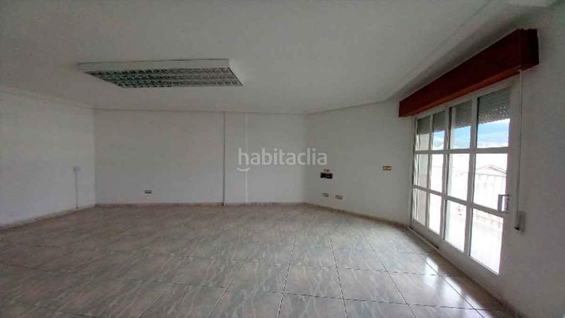 Foto 6342c5ec-e766-48b5-86ed-8a886ee074e3. Piso en eloi rodriguez barrios vivienda en venta, ubicada en la 3 planta alta de un edificio, en la localidad del barco de valdeorras cuenta con una superficie d en Barco de Valdeorras (O)