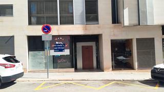 Local Comercial a Independencia 44. Local comercial en venta ubicado en la planta baja de un edifici