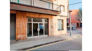Geschäftsraum in Veinte 74. Local comercial ubicado en la planta baja de un edificio, en la