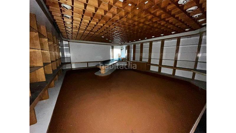 Foto cfda6dd6-7294-4dc6-8cdb-130bab5ee9ea. Locale commerciale in rambla badal in La Bordeta Barcelona