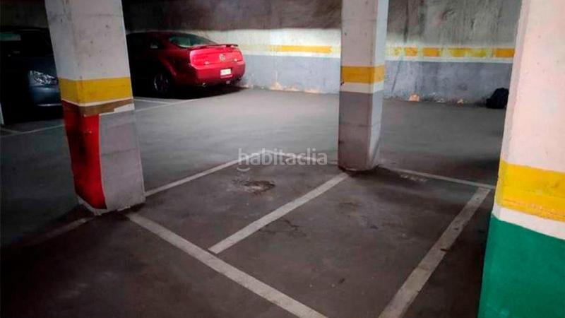 Foto f38622fb-5927-437f-b87e-5337989fcc89. Parking voiture dans casanovas 65 dans Centre Hospitalet de Llobregat (L´)