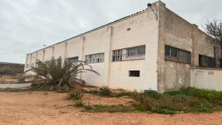 Bâtiment à usage industriel à Disseminat n-340 48 48. Nave industrial ubicada en la calle disseminat ,  en la localida