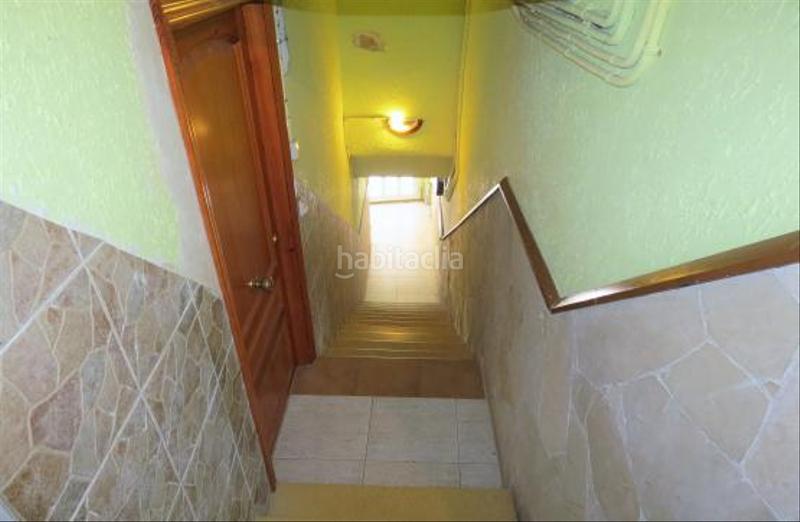 Foto c66d929b-b2d4-4976-b94b-bbcd1850d83d. Piso en abat escarre pl.entresuelo 12 piso en venta en arbós tarragona. superficie de 72m2 distribuidos en 2 habitaciones, con 1 baño, cocina americana amueblada y saló en Arboç (L´)