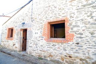 Haus en Del moral n 17 17. Casa en venta en peralejos de abajo salamanca.   cuenta con una