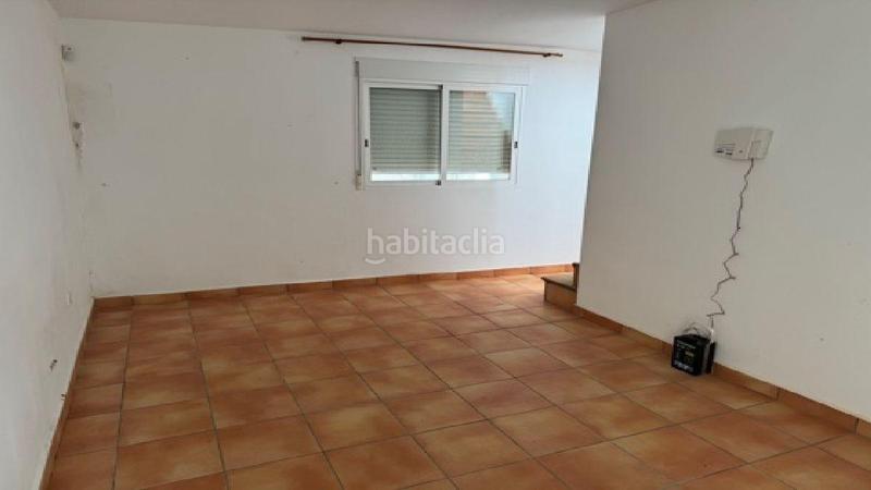 Foto 4d5fba3f-0a15-4c0b-bf7e-702e05a09cc1. Local commercial dans c/ montcada dans Ulldecona