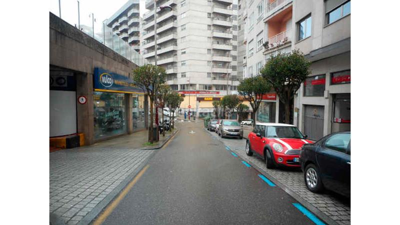 Foto 72eda8c7-9795-4e7c-b2fe-9dc254414e1c. Local commercial dans venezuela 33 dans Plaza España - Corte Inglés Vigo