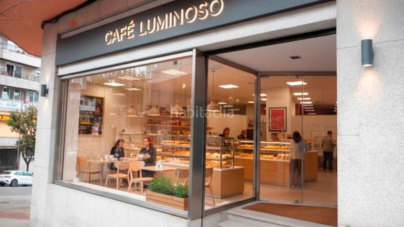 Foto e307166d-8d6f-41d4-a332-69a8fa4cd47f. Local commercial dans venezuela 33 dans Plaza España - Corte Inglés Vigo