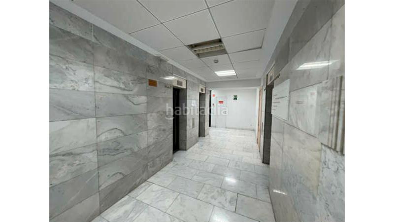 Foto bebd45aa-23e6-46db-94d5-f0e797c5cd5d. Büro in diagonal 523 in Barri de les Corts Barcelona
