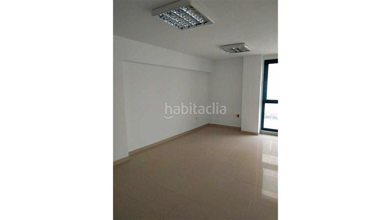 Foto 893b0492-ba78-413a-8076-0db74ee24a2a. Office space in évora 25 in Centro Jerez de la Frontera