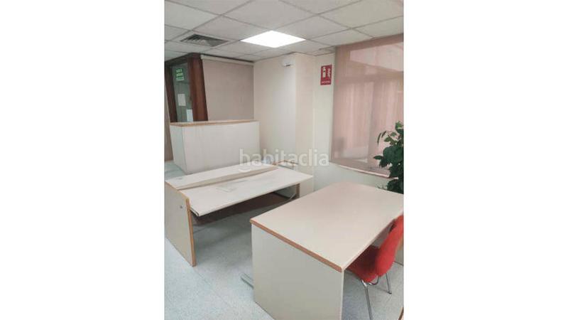 Foto 14af06a6-ac32-4dc4-9386-bec553478a99. Bureau dans enrique segura otaño 11 dans Pardaleras Badajoz