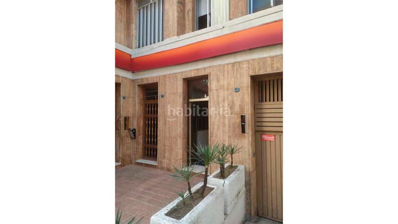 Foto b61f10e9-4964-4b97-b53c-e71051a2b86b. Bureau dans enrique segura otaño 11 dans Pardaleras Badajoz