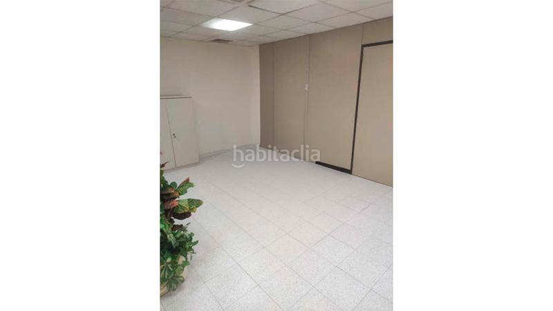 Foto f4727c06-44cd-4dbf-b7fd-213e2fac0b7b. Bureau dans enrique segura otaño 11 dans Pardaleras Badajoz