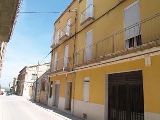 Business premise in Sant salvador 4. Local comercial en la localidad de sant guim de freixenet en lér