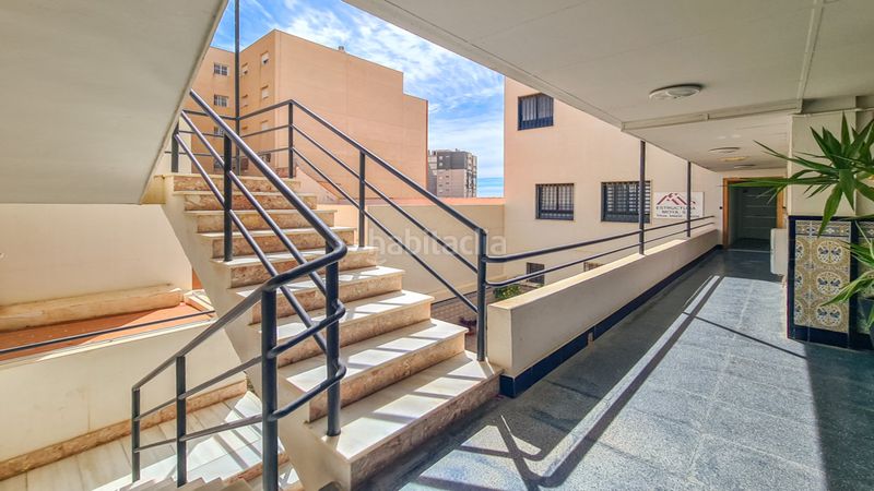 Foto bd8fbda7-f141-44d0-b64d-d87e24179246. Oficina en avenida santa fe 4 gran oportunidad de comprar una oficina en la localidad en almería. con una superficie de 76 m. esta oficina po en Roquetas de Mar