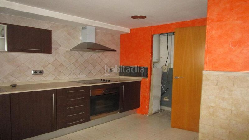 Foto be67fc0a-5fef-4652-a59c-2c2214df5635. Pis a dant 9 a Mercat Rubí