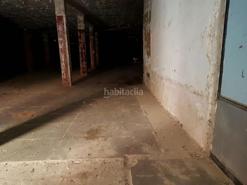 Foto e9fd3fc8-a016-4d64-be25-dae665d2051f. Local comercial en rosario creixach 15 local comercial en la localidad de vall duixo en castellón. con una superficie de 1105m. este espacio ofrece el entorno perfecto p en Vall d´Uixó (la)