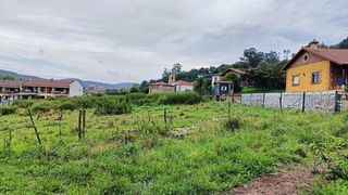 Wohngrundstück in El corral. Tres solares de uso residencial sitos en bº el corral n 5 en   l