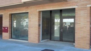 Local Comercial a Barcelona 176. Alquiladolocal comercial en la localidad de igualada en barcelon