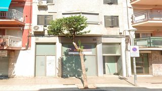 Geschäftsraum in Onze de setembre 33. Local comercial en la localidad de la llagosta en barcelona. con