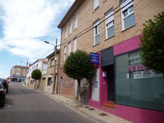 Geschäftsraum in Avenida del stadium 28. Gran oportunidad de comprar un local comercial en la localidad d