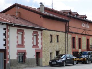 Edifici a Laredo (nofuentes) 27. Hotel en venta en la carretera laredo nofuentes, nº 27, merindad
