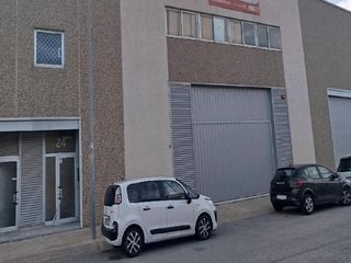 Industrial building in Francesc layret 12. Gran oportunidad de comprar una nave industrial en la localidad