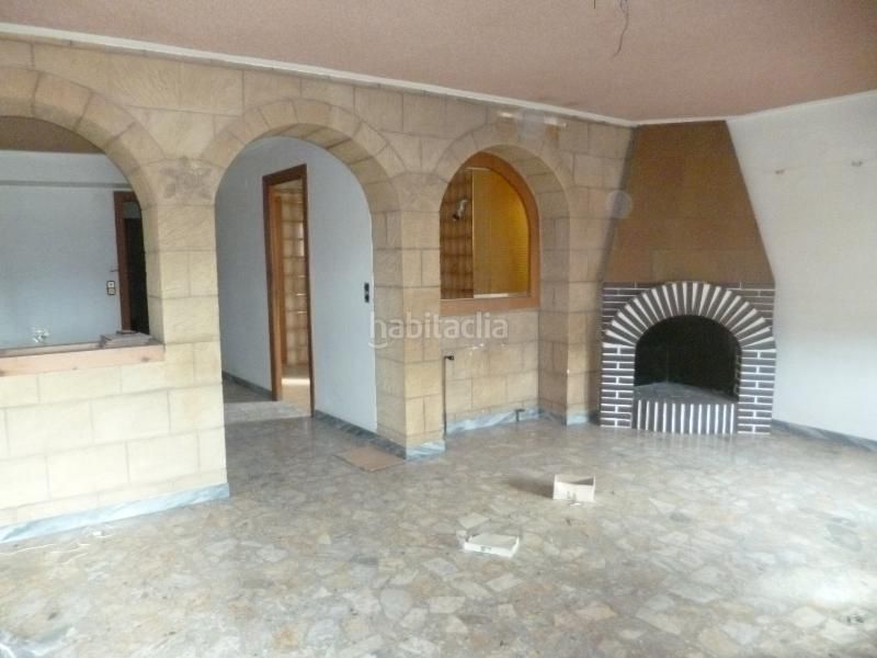 Foto f4459e40-8b0e-4ee1-9fbe-cce2c5a0dac3. Casa a oriente a Codoñera (La)
