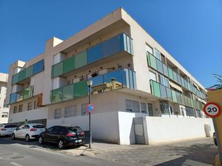Pis a Cl escribano valderas. Gran oportunidad de comprar un piso en la calle escribano valder