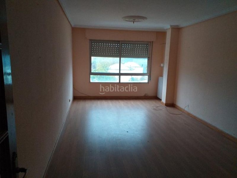 Foto 4e0f5a9a-5612-4168-b841-596e783c6714. Flat in pza santa barbara 2 in Bembibre