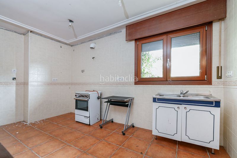 Foto 37727e68-abfe-40e8-bfe9-15eda579b2eb. Casa a lugar moledo 13 a Ponteareas