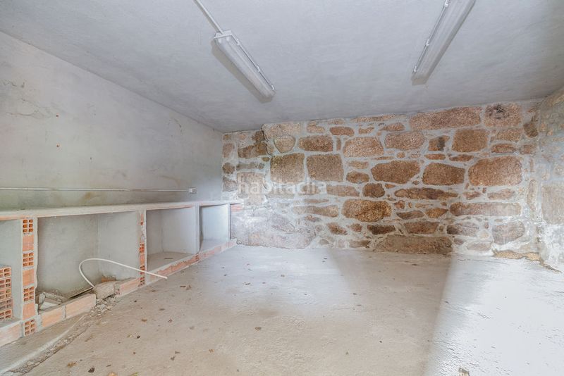 Foto f5d4b7c1-9c40-4db4-bf6a-649d8c5b8063. Casa a lugar moledo 13 a Ponteareas