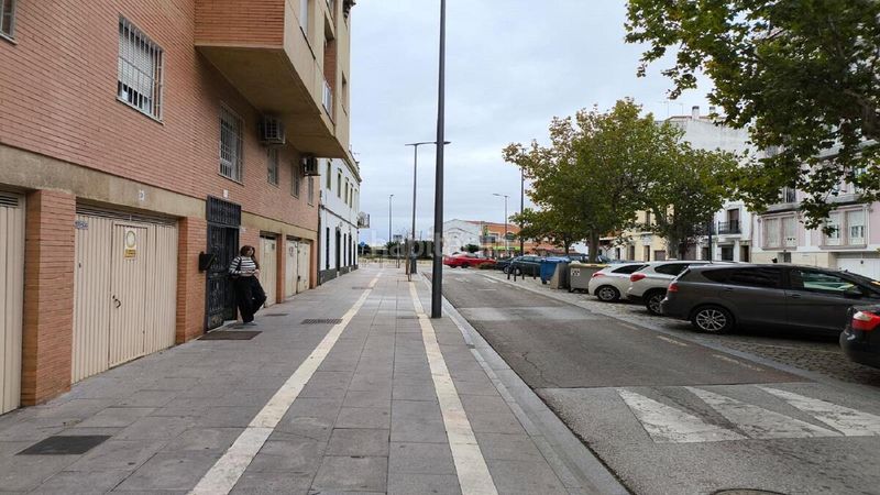 Foto 70671c07-a073-468d-9efd-741dbb5d15e6. Pis a Almendralejo