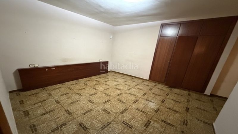 Foto 4aa9427c-4b8a-4850-b4c9-f817376a9dd2. Pis a Calafell platja Calafell