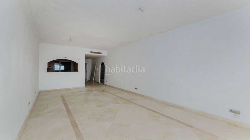 Foto 40b7005e-20a5-41cb-940f-735c33b9c344. Piso en urbaniz. altavista descripción vivienda en san roque. vivienda tipo dúplex situada en la urbanización altavista de alcaidesa, en san roque cádiz. con en La Alcaidesa