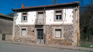 Casa in Diez de enero 119. Excelente oportunidad para adquirir una casa en venta en la aven