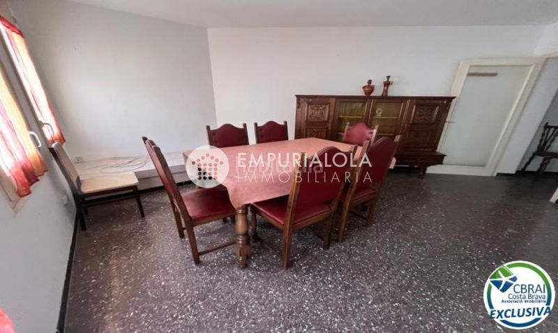 Foto 067d71e0-b445-4b94-ae8c-0dad4cd12e36. Apartament a avenida caritat serinyana a Cadaqués