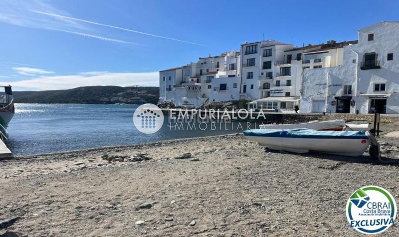 Foto 2b474bfc-2600-4cf7-9f16-f5e1dfeacab9. Apartament a avenida caritat serinyana a Cadaqués